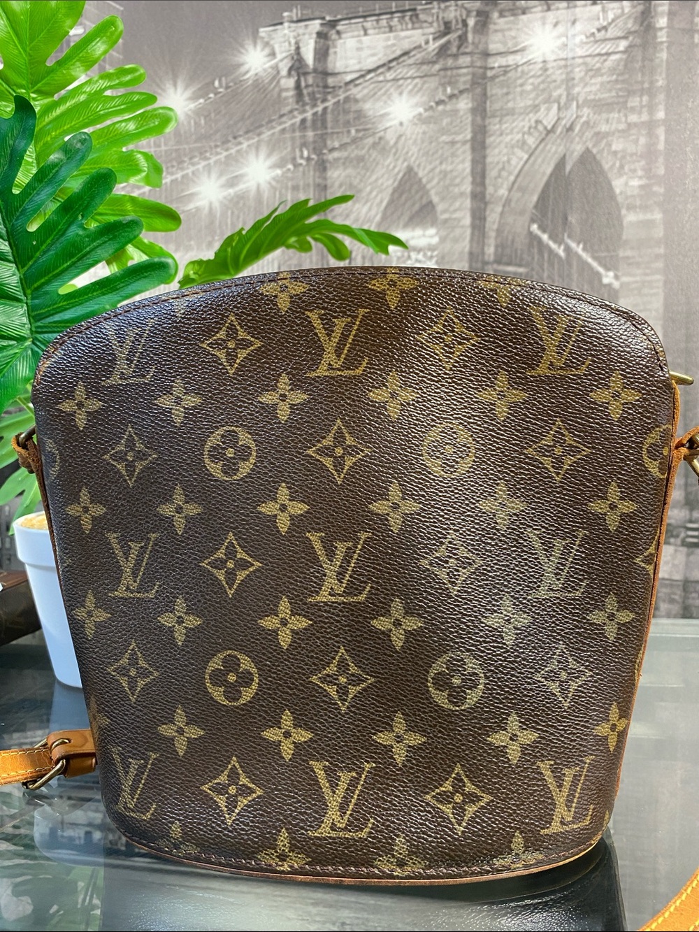 Authentic Louis Vuitton Vintage Monogram Brown Drouot Crossbody Bag - Picture 14 of 17